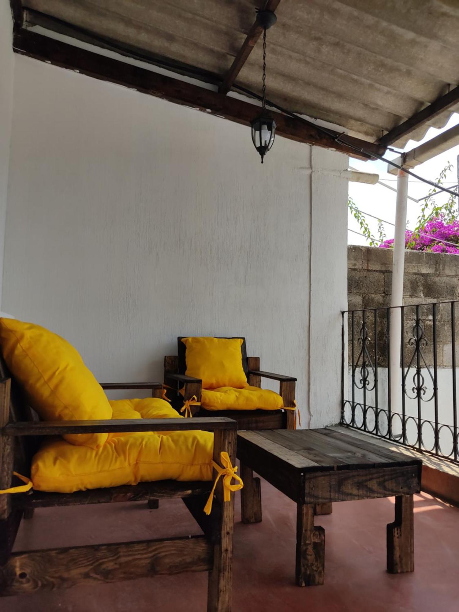Blue Moon Hostel Antigua Eksteriør bilde
